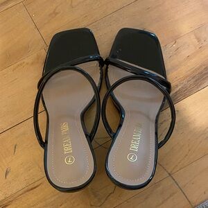 Dream Pairs Glossy Black Women's Sandals